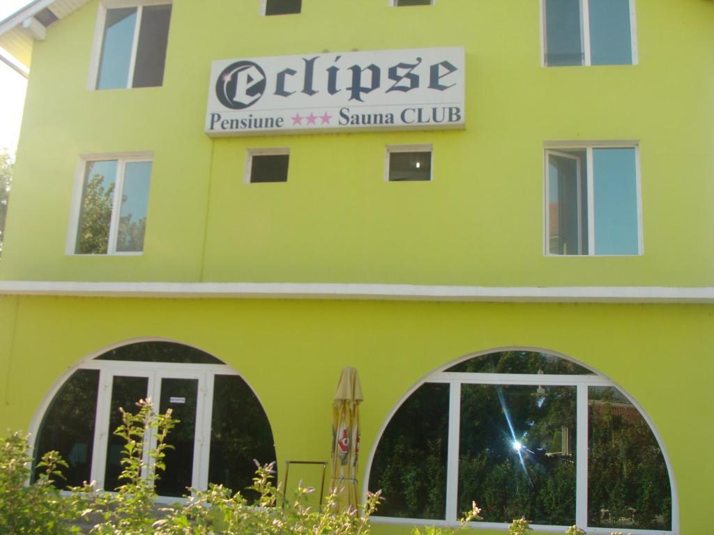 Pension Eclipse Oradea Ngoại thất bức ảnh