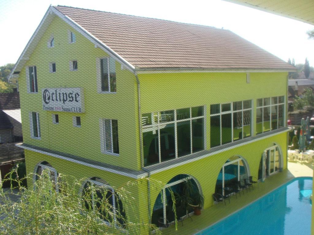 Pension Eclipse Oradea Ngoại thất bức ảnh